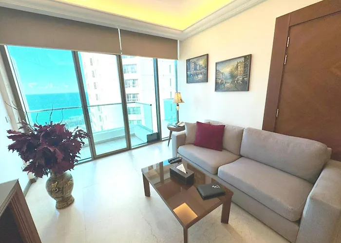 King Suites Hotel
